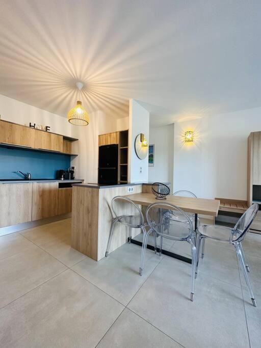 Апартаменты La Cle Terrasse, Proche Port,Centre, Parking,Clim Порто-Веккьо Экстерьер фото